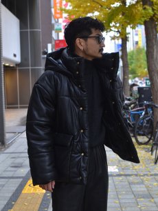 画像10: 30%OFF【NANUSHKA - ナヌーシュカ】"HIDE" Hooded vegan leather puffer jacket / BLACK (コート/ブラック) (10)